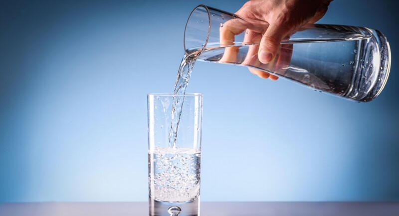 Як правильно пити воду